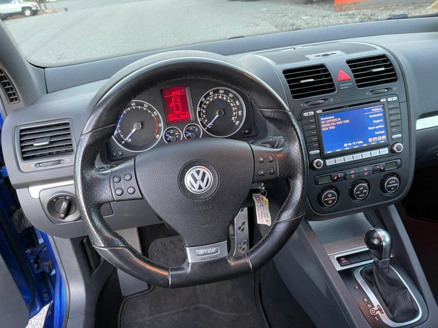 Used Volkswagen R32 2dr HB *Ltd Avail* 2008 | New Beginning Auto Service Inc . Ashland , Massachusetts