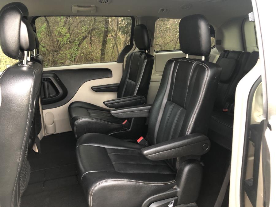 2013 Chrysler Town & Country 4dr Wgn Touring, available for sale in Beavercreek, Ohio | Wholesale Direct Motors. Beavercreek, Ohio 2013 Chrysler Town & Country 4dr Wgn Touring, available for sale in Beavercreek, Ohio | Wholesale Direct Motors. Beavercreek, Ohio