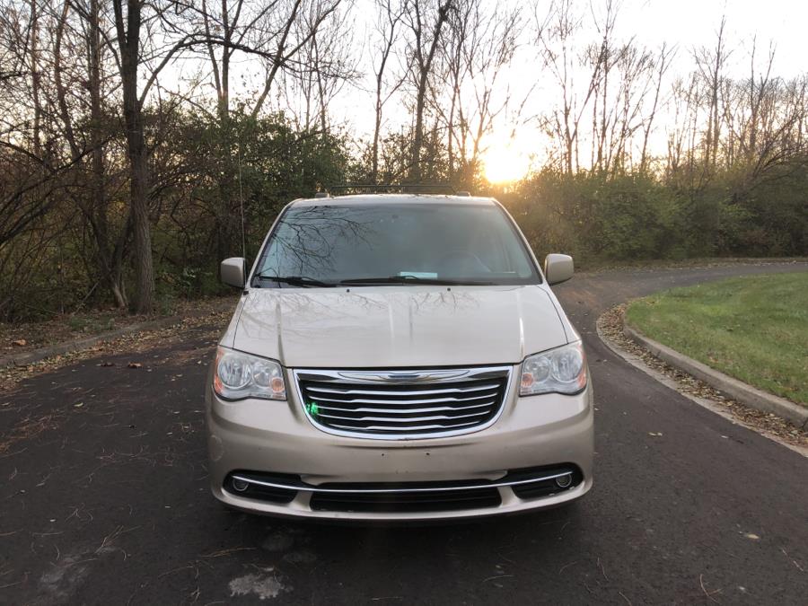 2013 Chrysler Town & Country 4dr Wgn Touring, available for sale in Beavercreek, Ohio | Wholesale Direct Motors. Beavercreek, Ohio 2013 Chrysler Town & Country 4dr Wgn Touring, available for sale in Beavercreek, Ohio | Wholesale Direct Motors. Beavercreek, Ohio