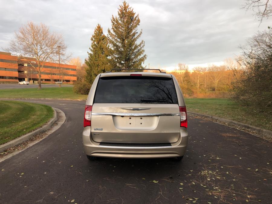 2013 Chrysler Town & Country 4dr Wgn Touring, available for sale in Beavercreek, Ohio | Wholesale Direct Motors. Beavercreek, Ohio 2013 Chrysler Town & Country 4dr Wgn Touring, available for sale in Beavercreek, Ohio | Wholesale Direct Motors. Beavercreek, Ohio