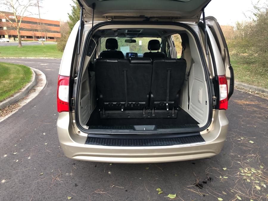 2013 Chrysler Town & Country 4dr Wgn Touring, available for sale in Beavercreek, Ohio | Wholesale Direct Motors. Beavercreek, Ohio 2013 Chrysler Town & Country 4dr Wgn Touring, available for sale in Beavercreek, Ohio | Wholesale Direct Motors. Beavercreek, Ohio