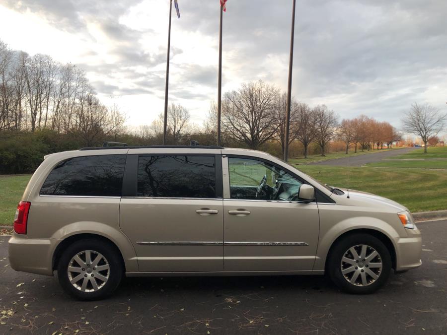 2013 Chrysler Town & Country 4dr Wgn Touring, available for sale in Beavercreek, Ohio | Wholesale Direct Motors. Beavercreek, Ohio 2013 Chrysler Town & Country 4dr Wgn Touring, available for sale in Beavercreek, Ohio | Wholesale Direct Motors. Beavercreek, Ohio