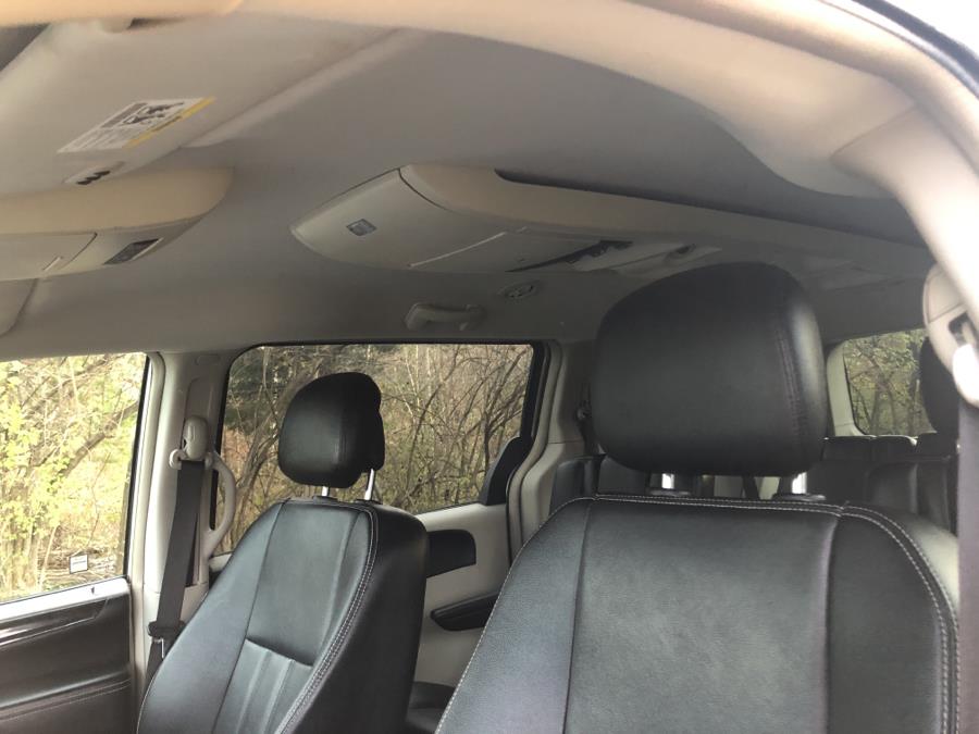 2013 Chrysler Town & Country 4dr Wgn Touring, available for sale in Beavercreek, Ohio | Wholesale Direct Motors. Beavercreek, Ohio 2013 Chrysler Town & Country 4dr Wgn Touring, available for sale in Beavercreek, Ohio | Wholesale Direct Motors. Beavercreek, Ohio