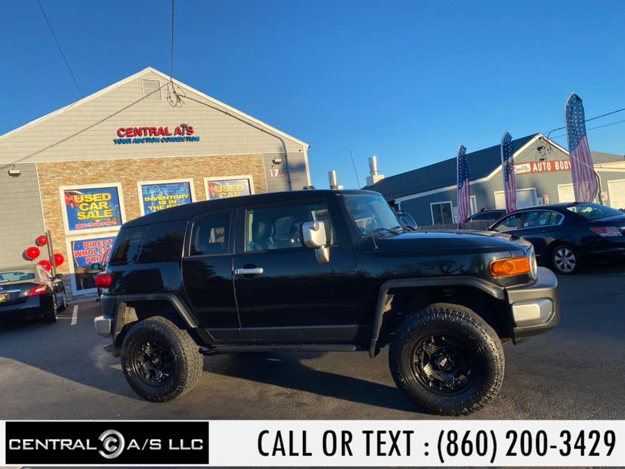 Used Toyota FJ Cruiser 4WD 4dr Manual (Natl) 2007 | Central A/S LLC. East Windsor, Connecticut Used Toyota FJ Cruiser 4WD 4dr Manual (Natl) 2007 | Central A/S LLC. East Windsor, Connecticut