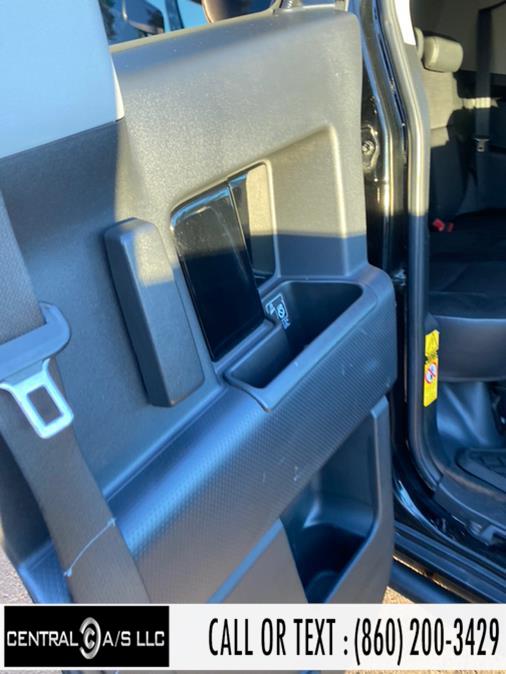 Used Toyota FJ Cruiser 4WD 4dr Manual (Natl) 2007 | Central A/S LLC. East Windsor, Connecticut Used Toyota FJ Cruiser 4WD 4dr Manual (Natl) 2007 | Central A/S LLC. East Windsor, Connecticut