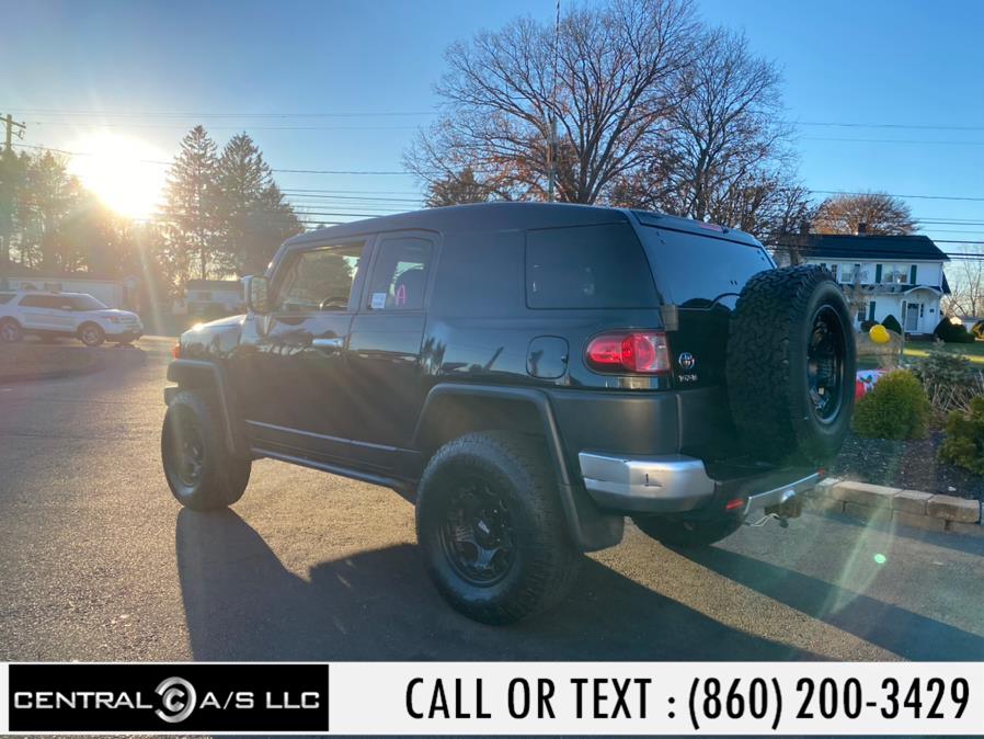 Used Toyota FJ Cruiser 4WD 4dr Manual (Natl) 2007 | Central A/S LLC. East Windsor, Connecticut Used Toyota FJ Cruiser 4WD 4dr Manual (Natl) 2007 | Central A/S LLC. East Windsor, Connecticut