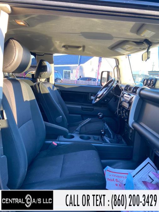 Used Toyota FJ Cruiser 4WD 4dr Manual (Natl) 2007 | Central A/S LLC. East Windsor, Connecticut Used Toyota FJ Cruiser 4WD 4dr Manual (Natl) 2007 | Central A/S LLC. East Windsor, Connecticut