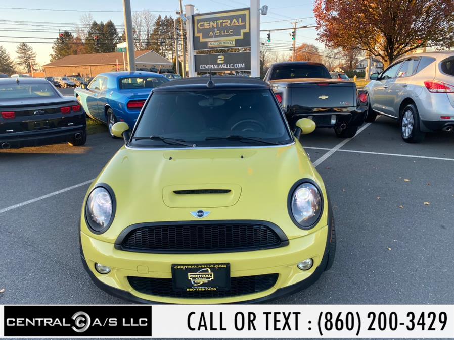 Used MINI Cooper Convertible 2dr S 2009 | Central A/S LLC. East Windsor, Connecticut Used MINI Cooper Convertible 2dr S 2009 | Central A/S LLC. East Windsor, Connecticut