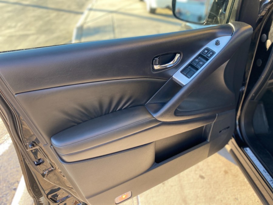 2010 Nissan Murano AWD 4dr S, available for sale in Middle Village, New York | Middle Village Motors . Middle Village, New York 2010 Nissan Murano AWD 4dr S, available for sale in Middle Village, New York | Middle Village Motors . Middle Village, New York
