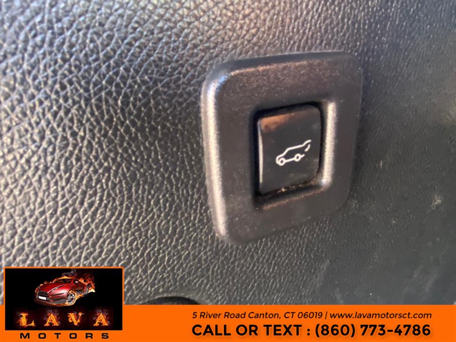 Used Ford Expedition EL 4WD 4dr XLT 2016 | Lava Motors. Canton, Connecticut Used Ford Expedition EL 4WD 4dr XLT 2016 | Lava Motors. Canton, Connecticut