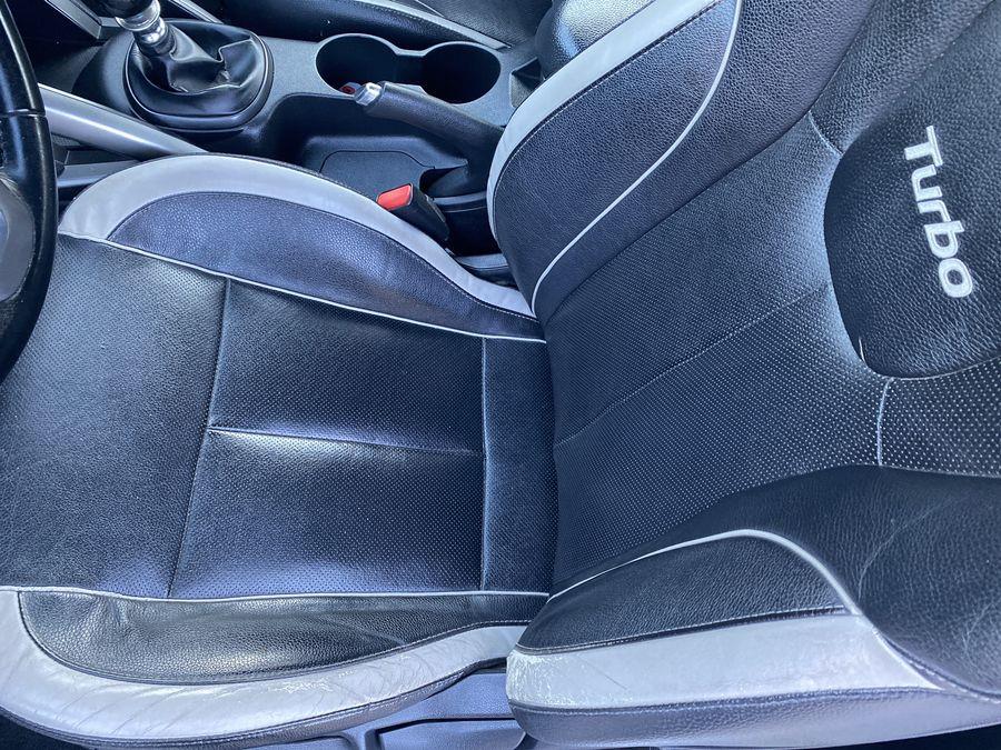 Used Hyundai Veloster 3dr Cpe Man Turbo R-Spec 2015 | CARMANIA USA. Chesapeake, Virginia Used Hyundai Veloster 3dr Cpe Man Turbo R-Spec 2015 | CARMANIA USA. Chesapeake, Virginia
