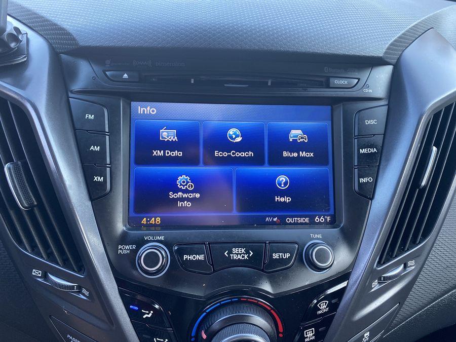 Used Hyundai Veloster 3dr Cpe Man Turbo R-Spec 2015 | CARMANIA USA. Chesapeake, Virginia Used Hyundai Veloster 3dr Cpe Man Turbo R-Spec 2015 | CARMANIA USA. Chesapeake, Virginia