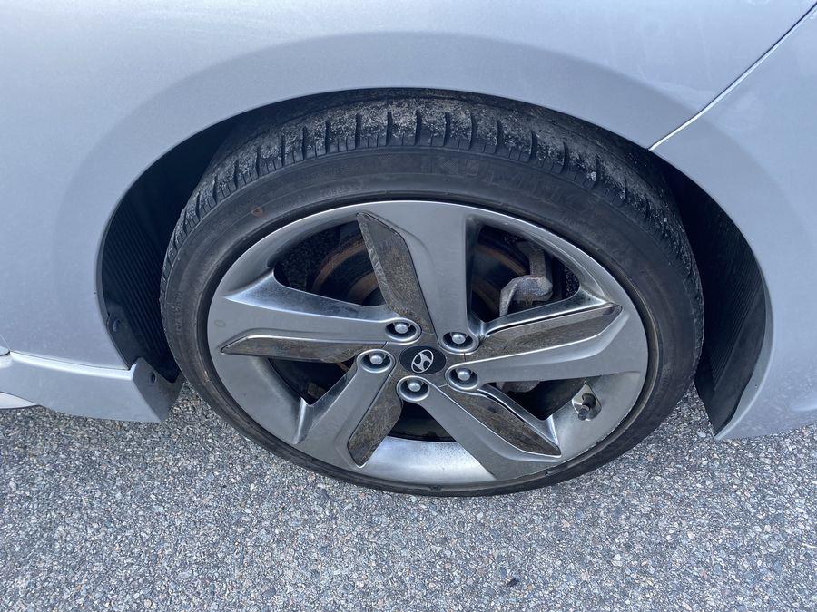 Used Hyundai Veloster 3dr Cpe Man Turbo R-Spec 2015 | CARMANIA USA. Chesapeake, Virginia Used Hyundai Veloster 3dr Cpe Man Turbo R-Spec 2015 | CARMANIA USA. Chesapeake, Virginia