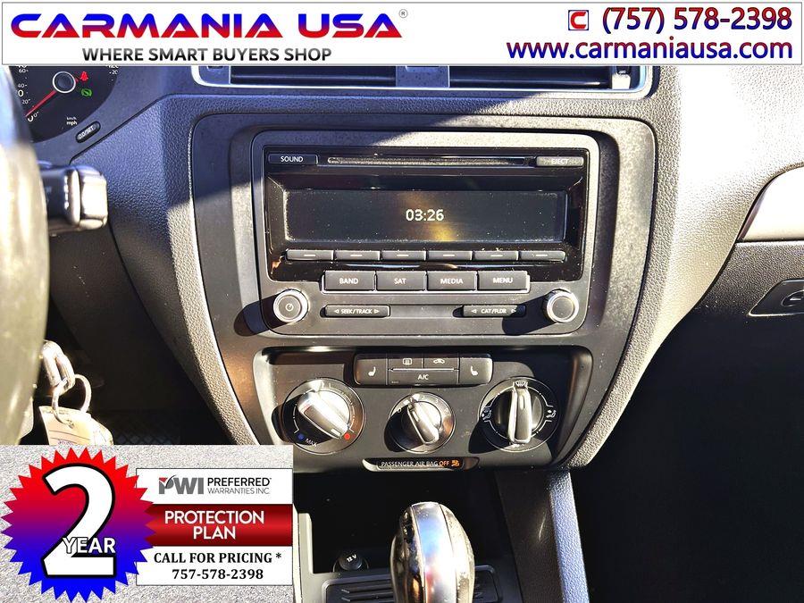 Used Volkswagen Jetta 4dr Auto SE w/Connectivity/Sunroof PZEV 2014 | CARMANIA USA. Chesapeake, Virginia Used Volkswagen Jetta 4dr Auto SE w/Connectivity/Sunroof PZEV 2014 | CARMANIA USA. Chesapeake, Virginia