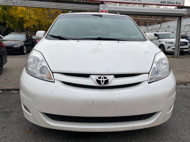 Used Toyota Sienna 5dr 7-Pass Van XLE FWD (Natl) 2010 | Wide World Inc. Brooklyn, New York Used Toyota Sienna 5dr 7-Pass Van XLE FWD (Natl) 2010 | Wide World Inc. Brooklyn, New York