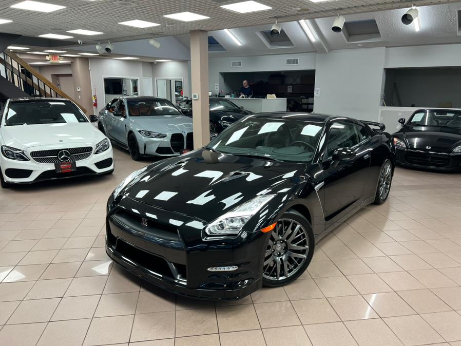 Used Nissan GT-R 2dr Cpe Premium 2016 | Power Motors East. Massapequa Park, New York Used Nissan GT-R 2dr Cpe Premium 2016 | Power Motors East. Massapequa Park, New York