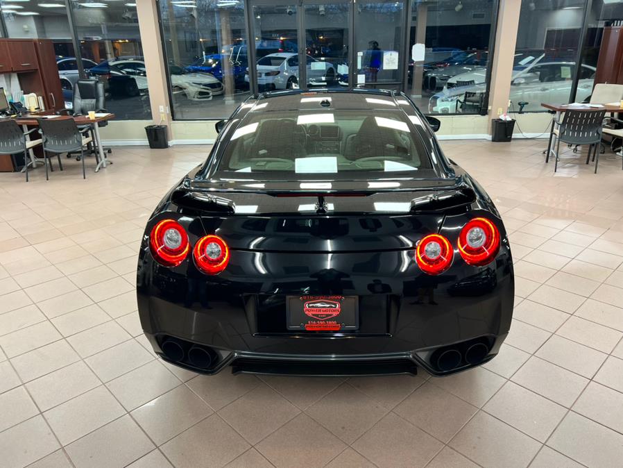 Used Nissan GT-R 2dr Cpe Premium 2016 | Power Motors East. Massapequa Park, New York Used Nissan GT-R 2dr Cpe Premium 2016 | Power Motors East. Massapequa Park, New York