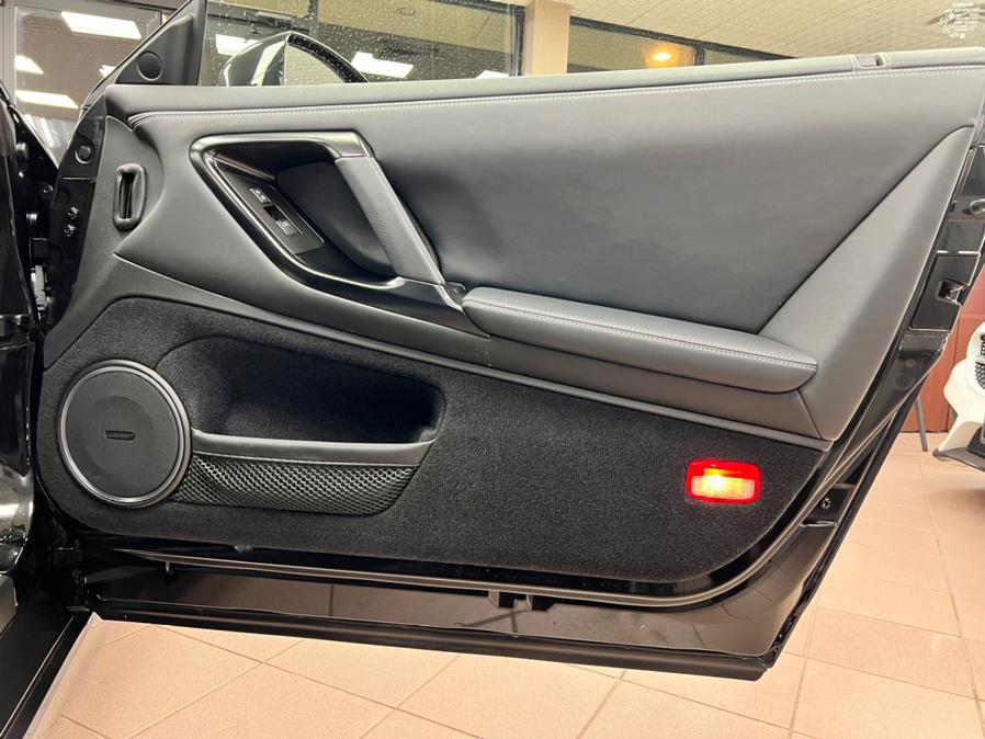 Used Nissan GT-R 2dr Cpe Premium 2016 | Power Motors East. Massapequa Park, New York Used Nissan GT-R 2dr Cpe Premium 2016 | Power Motors East. Massapequa Park, New York