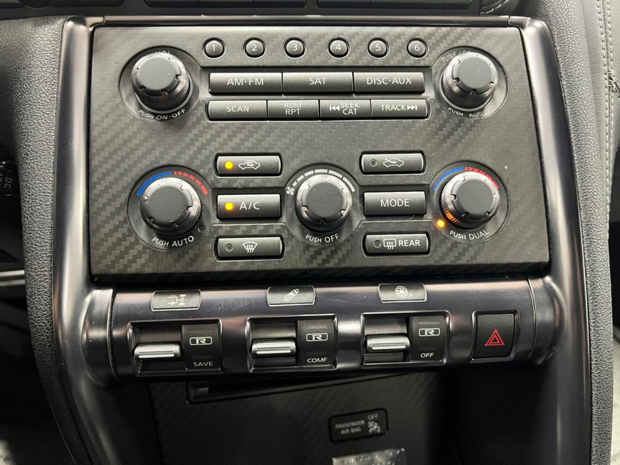Used Nissan GT-R 2dr Cpe Premium 2016 | Power Motors East. Massapequa Park, New York Used Nissan GT-R 2dr Cpe Premium 2016 | Power Motors East. Massapequa Park, New York