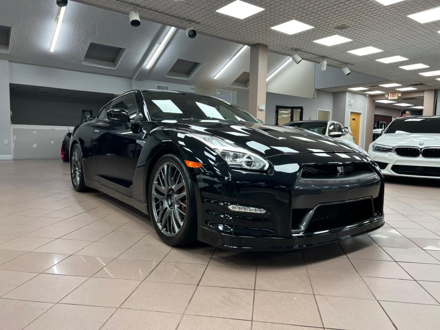 Used Nissan GT-R 2dr Cpe Premium 2016 | Power Motors East. Massapequa Park, New York Used Nissan GT-R 2dr Cpe Premium 2016 | Power Motors East. Massapequa Park, New York