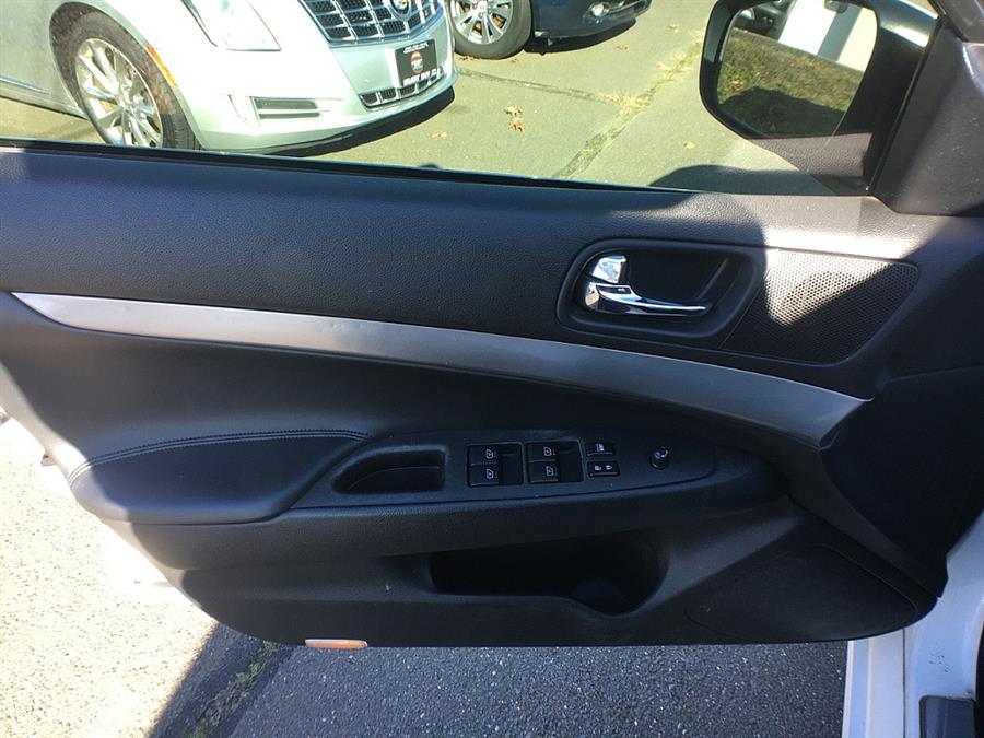 Used INFINITI Q40 4dr Sdn AWD 2015 | Smart Buy Auto Sales, LLC. Wallingford, Connecticut Used INFINITI Q40 4dr Sdn AWD 2015 | Smart Buy Auto Sales, LLC. Wallingford, Connecticut