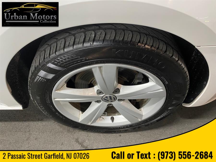 Used Volkswagen Passat SE w/Sunroof 2013 | Urban Motors Collection. Garfield, New Jersey Used Volkswagen Passat SE w/Sunroof 2013 | Urban Motors Collection. Garfield, New Jersey