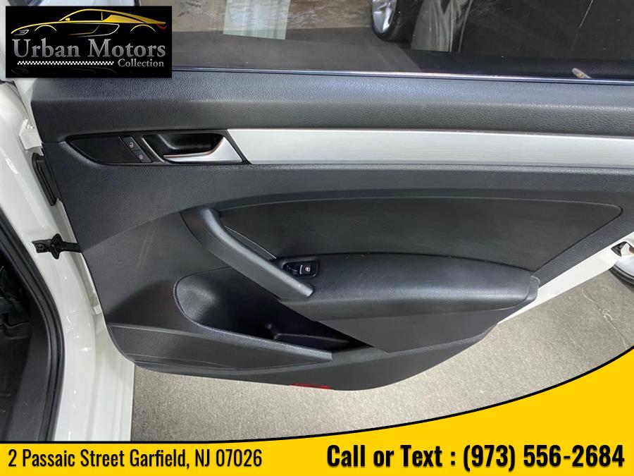 Used Volkswagen Passat SE w/Sunroof 2013 | Urban Motors Collection. Garfield, New Jersey Used Volkswagen Passat SE w/Sunroof 2013 | Urban Motors Collection. Garfield, New Jersey