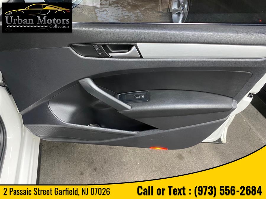 Used Volkswagen Passat SE w/Sunroof 2013 | Urban Motors Collection. Garfield, New Jersey Used Volkswagen Passat SE w/Sunroof 2013 | Urban Motors Collection. Garfield, New Jersey