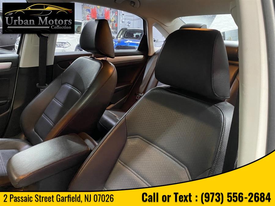 Used Volkswagen Passat SE w/Sunroof 2013 | Urban Motors Collection. Garfield, New Jersey Used Volkswagen Passat SE w/Sunroof 2013 | Urban Motors Collection. Garfield, New Jersey