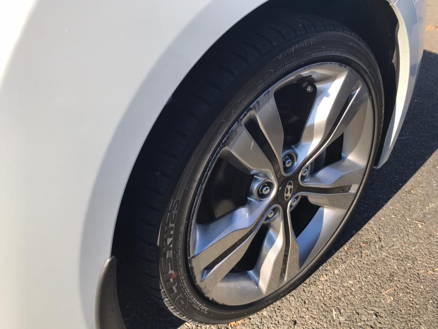 Used Hyundai Veloster 3dr Cpe Man w/Black Int 2013 | Car Valley Group. Jersey City, New Jersey Used Hyundai Veloster 3dr Cpe Man w/Black Int 2013 | Car Valley Group. Jersey City, New Jersey