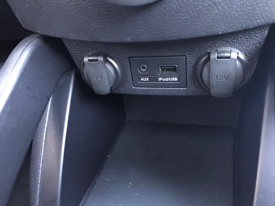 Used Hyundai Veloster 3dr Cpe Man w/Black Int 2013 | Car Valley Group. Jersey City, New Jersey Used Hyundai Veloster 3dr Cpe Man w/Black Int 2013 | Car Valley Group. Jersey City, New Jersey