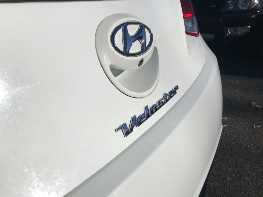 Used Hyundai Veloster 3dr Cpe Man w/Black Int 2013 | Car Valley Group. Jersey City, New Jersey Used Hyundai Veloster 3dr Cpe Man w/Black Int 2013 | Car Valley Group. Jersey City, New Jersey