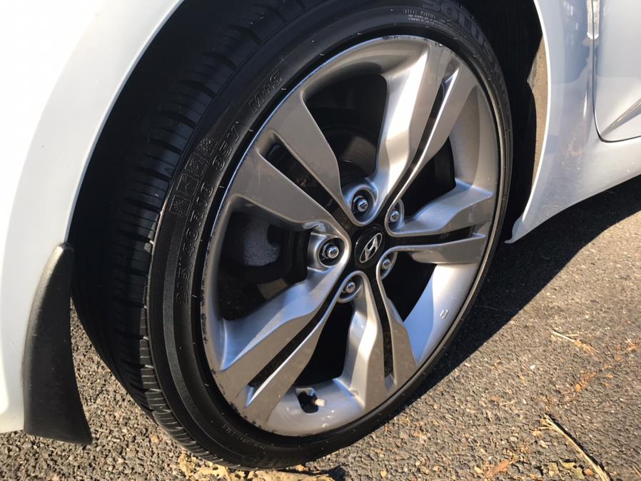 Used Hyundai Veloster 3dr Cpe Man w/Black Int 2013 | Car Valley Group. Jersey City, New Jersey Used Hyundai Veloster 3dr Cpe Man w/Black Int 2013 | Car Valley Group. Jersey City, New Jersey