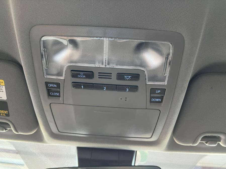 2018 Toyota Highlander XLE V6 FWD (Natl), available for sale in Inwood, New York | 5 Towns Drive. Inwood, New York 2018 Toyota Highlander XLE V6 FWD (Natl), available for sale in Inwood, New York | 5 Towns Drive. Inwood, New York