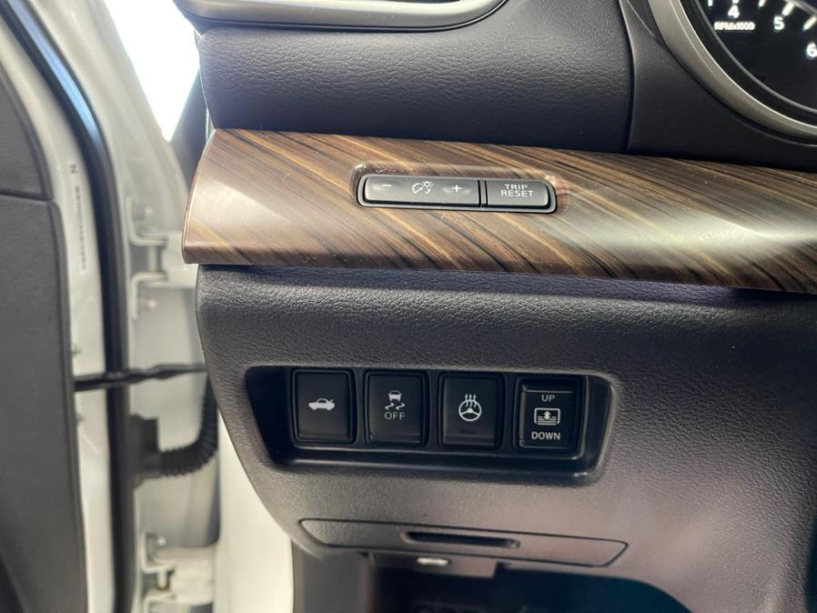 2018 Nissan Maxima Platinum 3.5L, available for sale in Inwood, New York | 5 Towns Drive. Inwood, New York 2018 Nissan Maxima Platinum 3.5L, available for sale in Inwood, New York | 5 Towns Drive. Inwood, New York