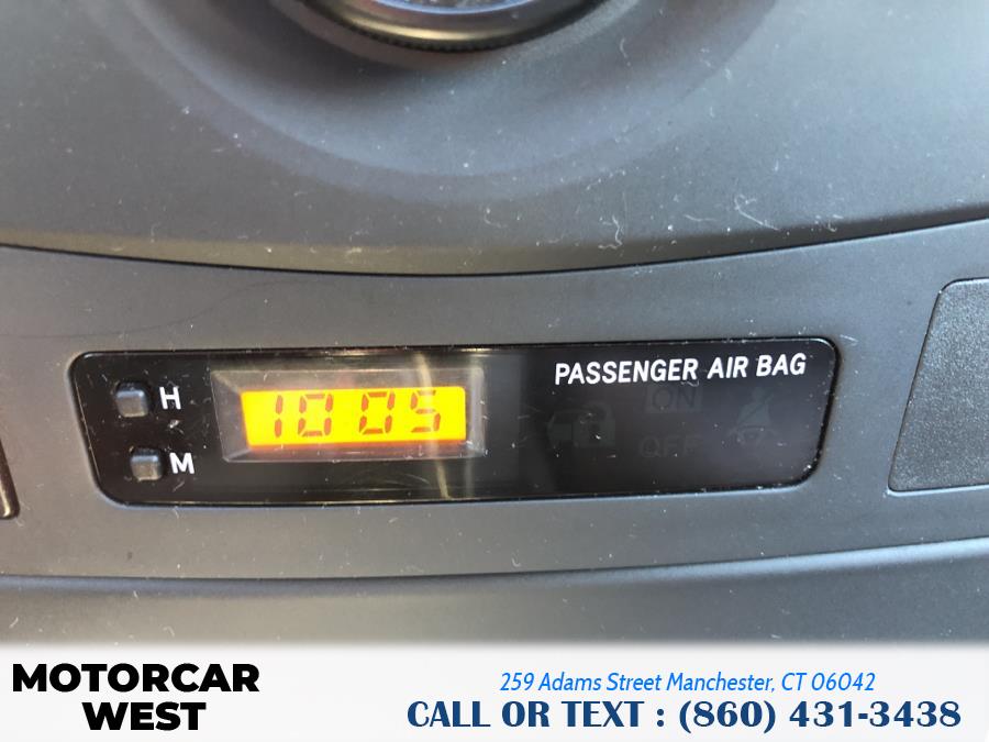 Used Toyota Corolla 4dr Sdn Auto LE 2010 | Motorcar West. Manchester, Connecticut Used Toyota Corolla 4dr Sdn Auto LE 2010 | Motorcar West. Manchester, Connecticut