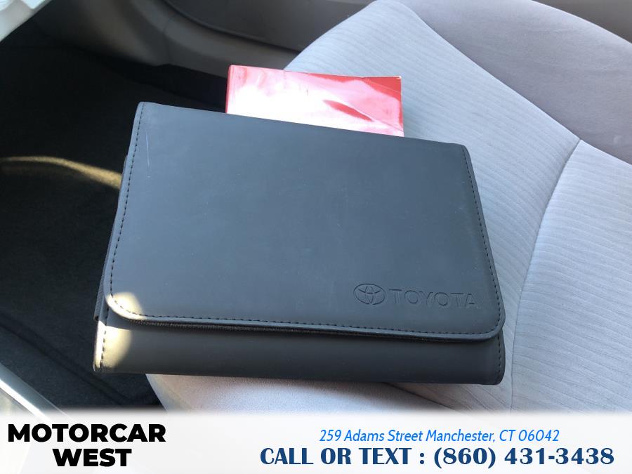 Used Toyota Corolla 4dr Sdn Auto LE 2010 | Motorcar West. Manchester, Connecticut Used Toyota Corolla 4dr Sdn Auto LE 2010 | Motorcar West. Manchester, Connecticut
