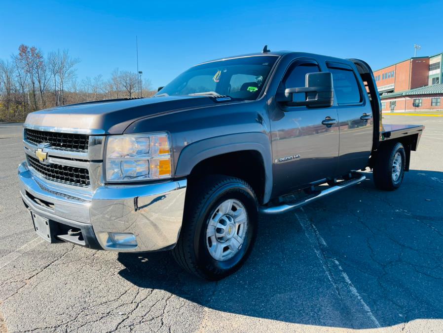Used Chevrolet Silverado 2500HD 4WD Crew Cab 153" LTZ 2008 | Supreme Automotive. New Britain, Connecticut Used Chevrolet Silverado 2500HD 4WD Crew Cab 153" LTZ 2008 | Supreme Automotive. New Britain, Connecticut