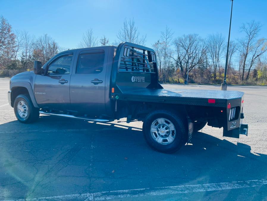 Used Chevrolet Silverado 2500HD 4WD Crew Cab 153" LTZ 2008 | Supreme Automotive. New Britain, Connecticut Used Chevrolet Silverado 2500HD 4WD Crew Cab 153" LTZ 2008 | Supreme Automotive. New Britain, Connecticut