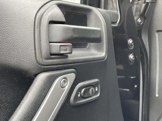 Used Jeep Wrangler Sahara 2015 | Blasius Federal Road. Brookfield, Connecticut Used Jeep Wrangler Sahara 2015 | Blasius Federal Road. Brookfield, Connecticut