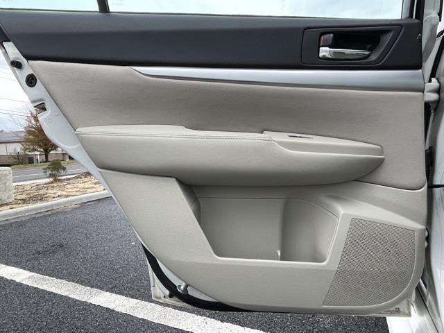 Used Subaru Legacy 2.5i 2014 | Blasius Federal Road. Brookfield, Connecticut Used Subaru Legacy 2.5i 2014 | Blasius Federal Road. Brookfield, Connecticut