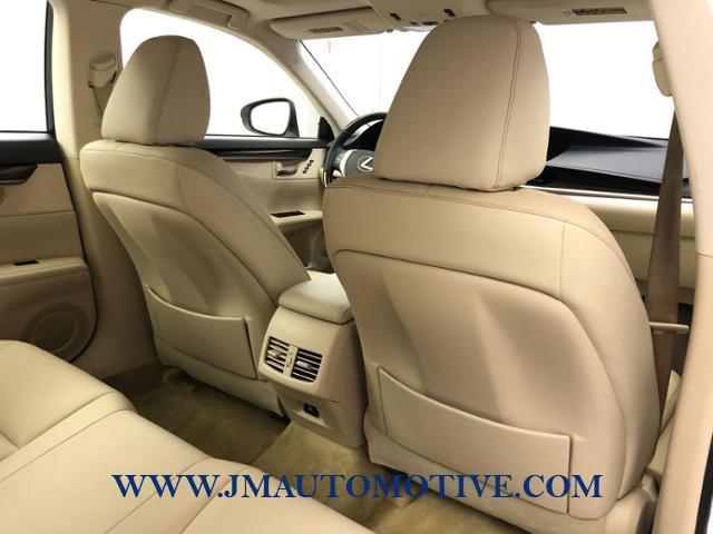 Used Lexus Es 350 4dr Sdn 2013 | J&M Automotive Sls&Svc LLC. Naugatuck, Connecticut Used Lexus Es 350 4dr Sdn 2013 | J&M Automotive Sls&Svc LLC. Naugatuck, Connecticut