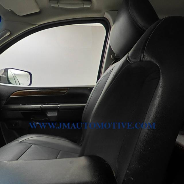 Used Nissan Armada 4WD 4dr Platinum 2011 | J&M Automotive Sls&Svc LLC. Naugatuck, Connecticut Used Nissan Armada 4WD 4dr Platinum 2011 | J&M Automotive Sls&Svc LLC. Naugatuck, Connecticut