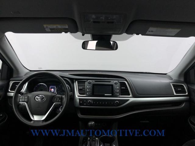 Used Toyota Highlander LE V6 AWD 2018 | J&M Automotive Sls&Svc LLC. Naugatuck, Connecticut Used Toyota Highlander LE V6 AWD 2018 | J&M Automotive Sls&Svc LLC. Naugatuck, Connecticut