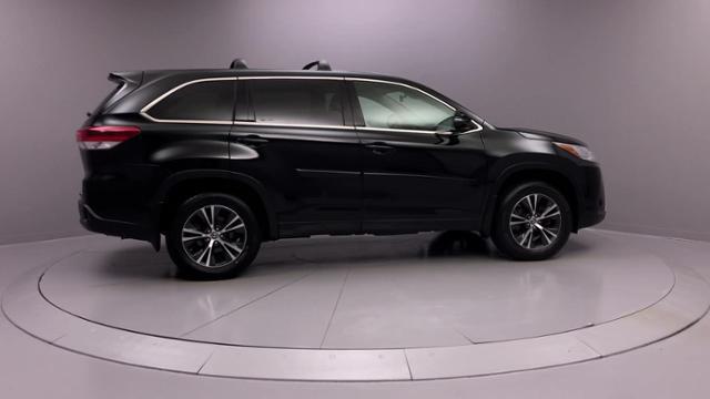 Used Toyota Highlander LE V6 AWD 2018 | J&M Automotive Sls&Svc LLC. Naugatuck, Connecticut Used Toyota Highlander LE V6 AWD 2018 | J&M Automotive Sls&Svc LLC. Naugatuck, Connecticut