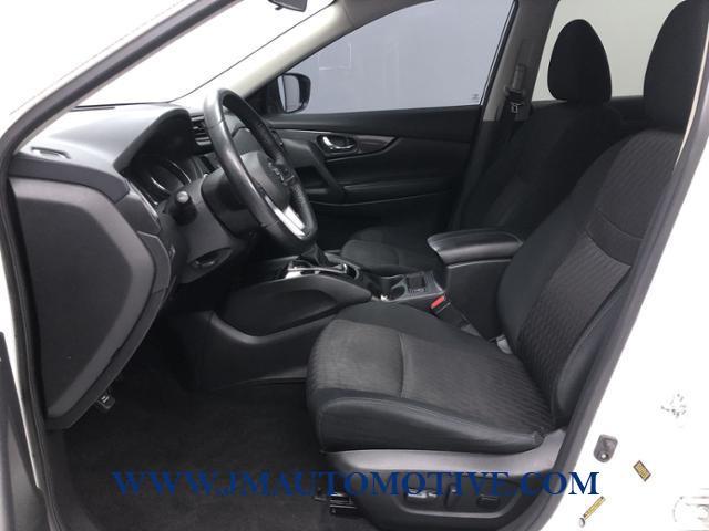 2018 Nissan Rogue AWD SV, available for sale in Naugatuck, Connecticut | J&M Automotive Sls&Svc LLC. Naugatuck, Connecticut 2018 Nissan Rogue AWD SV, available for sale in Naugatuck, Connecticut | J&M Automotive Sls&Svc LLC. Naugatuck, Connecticut