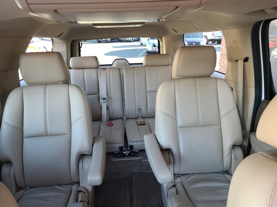 2012 Chevrolet Suburban 4WD 4dr 1500 LT, available for sale in Waterbury, Connecticut | National Auto Brokers, Inc.. Waterbury, Connecticut 2012 Chevrolet Suburban 4WD 4dr 1500 LT, available for sale in Waterbury, Connecticut | National Auto Brokers, Inc.. Waterbury, Connecticut
