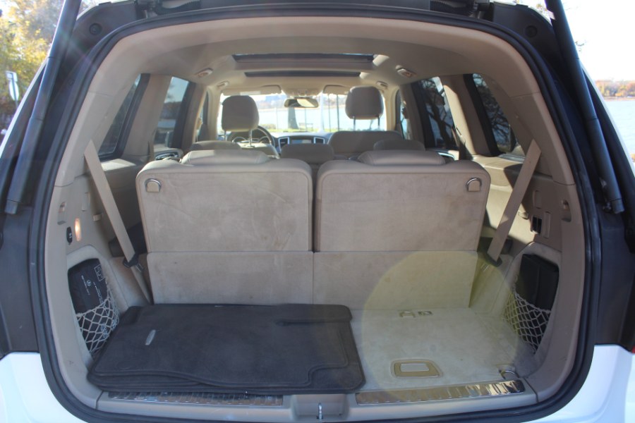 2016 Mercedes-Benz GL 4MATIC 4dr GL 450, available for sale in Great Neck, New York | Great Neck Car Buyers & Sellers. Great Neck, New York 2016 Mercedes-Benz GL 4MATIC 4dr GL 450, available for sale in Great Neck, New York | Great Neck Car Buyers & Sellers. Great Neck, New York
