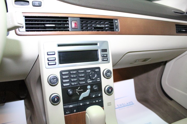 Used Volvo S80 4dr Sdn I6 Turbo AWD 2009 | New England Auto Sales LLC. Plainville, Connecticut Used Volvo S80 4dr Sdn I6 Turbo AWD 2009 | New England Auto Sales LLC. Plainville, Connecticut