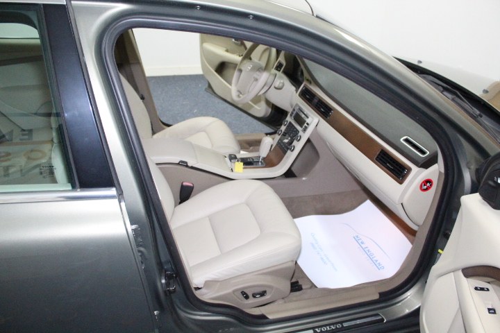 Used Volvo S80 4dr Sdn I6 Turbo AWD 2009 | New England Auto Sales LLC. Plainville, Connecticut Used Volvo S80 4dr Sdn I6 Turbo AWD 2009 | New England Auto Sales LLC. Plainville, Connecticut